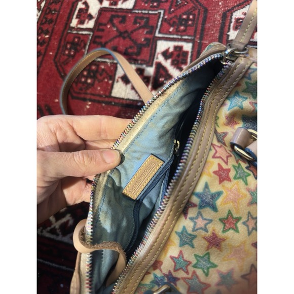 2005 Vintage Dooney & Bourke Multicolor Star Barrel Bag - Picture 6 of 6